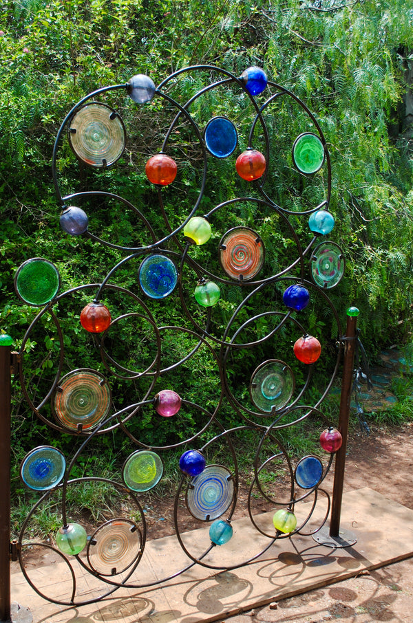 Funky Fencing screen 'Balles de Jongleurs' ~ 1.4 x 1.2m