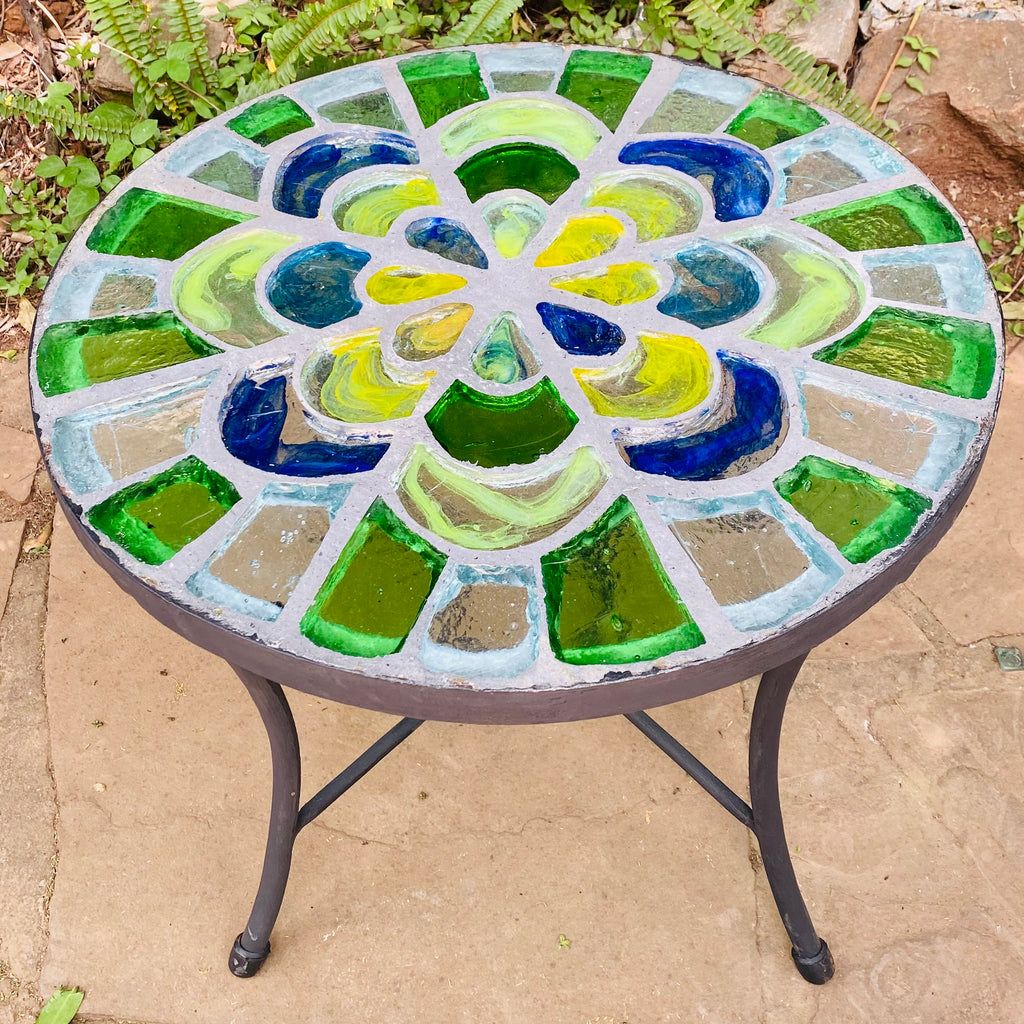 Dalle de Verre coffee table ~ 60cm diameter, 50cm high