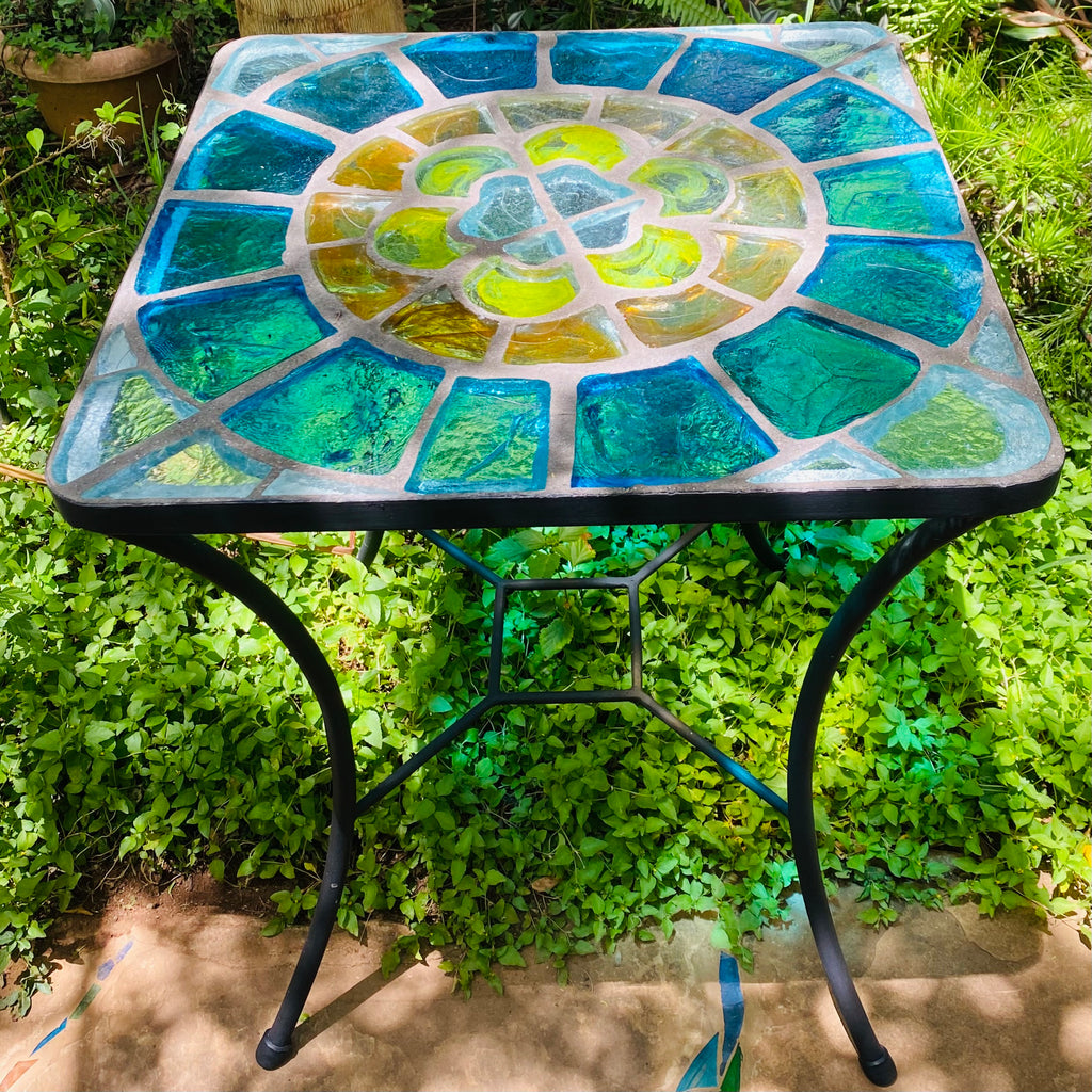 Dalle de Verre table ~ 60cm x 60cm square , 77cm high