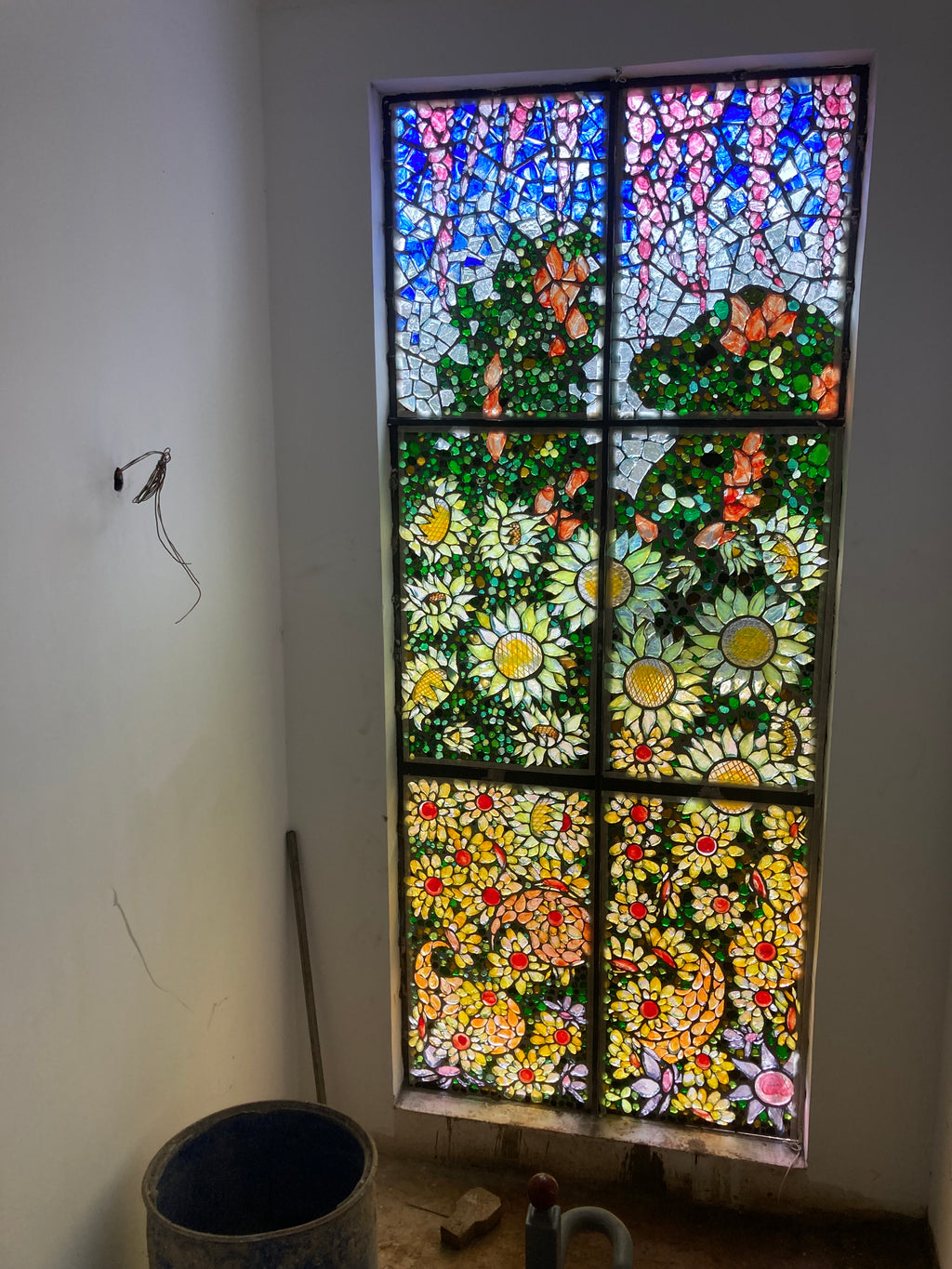Dalle de Verre 'Karen country flower garden' 8 panels ~ 10m square