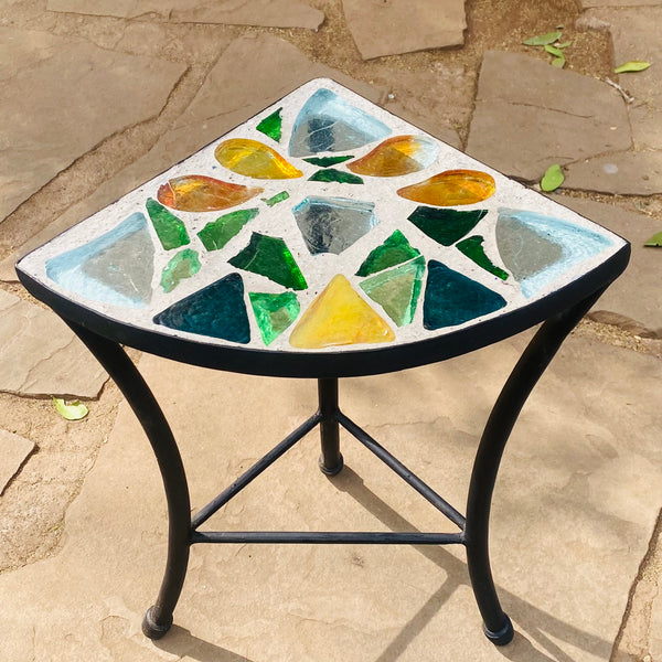 Dalle de Verre stool - 'quarter round' ~ 27cm radius, 50cm high