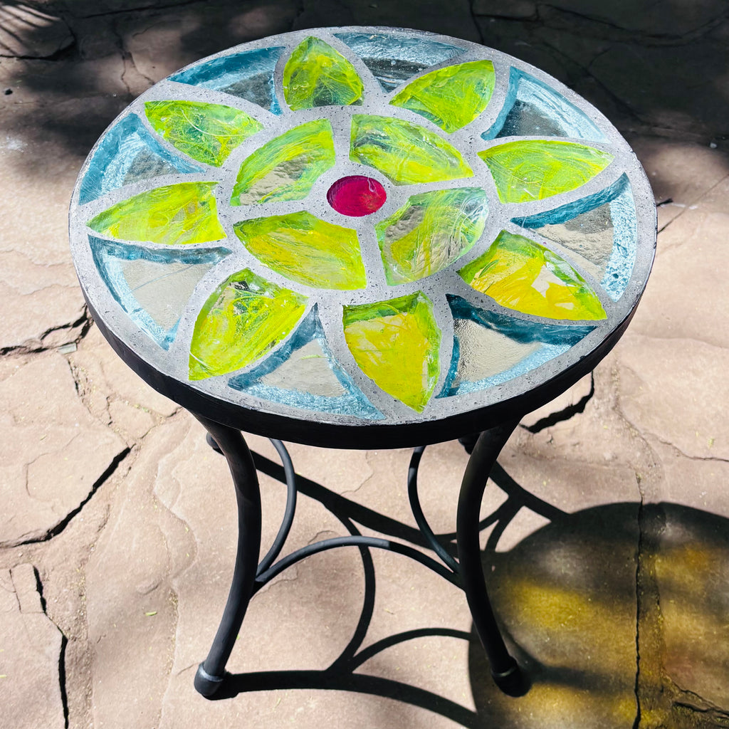 Dalle de Verre coffee table ~ 40cm diameter, 48cm high