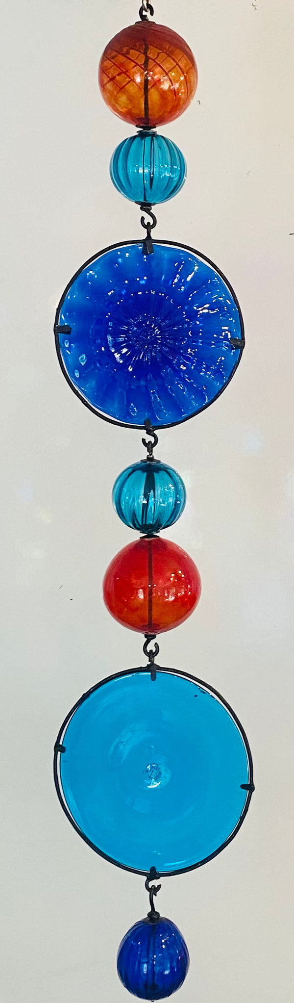 Garden Jewellery - strand of the week 8- 150cm with 50cm dia center piece