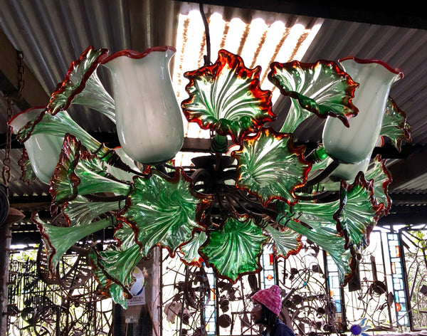 Chandelier 'Kitengela Classic' 6 light cups, green flowers with red rims