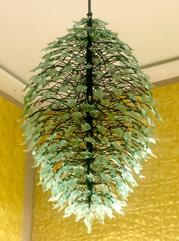 Chandelier 'Leaf of Leaves' bare bulbs, 1 x 5.5m, 4 x 1.8m