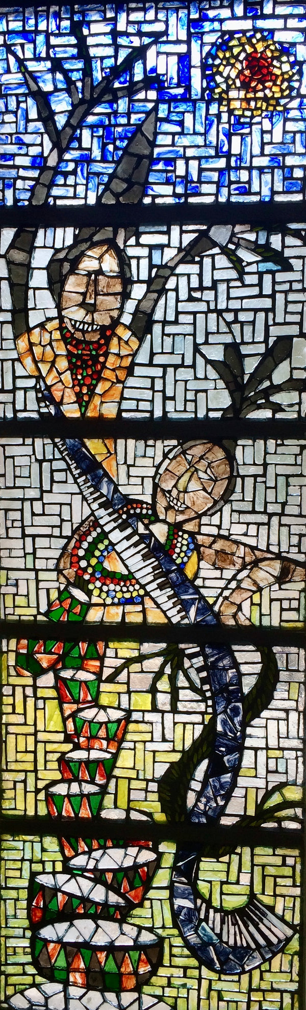 Dalle de Verre 'Mchezaji' panel ~ 6 x 1m