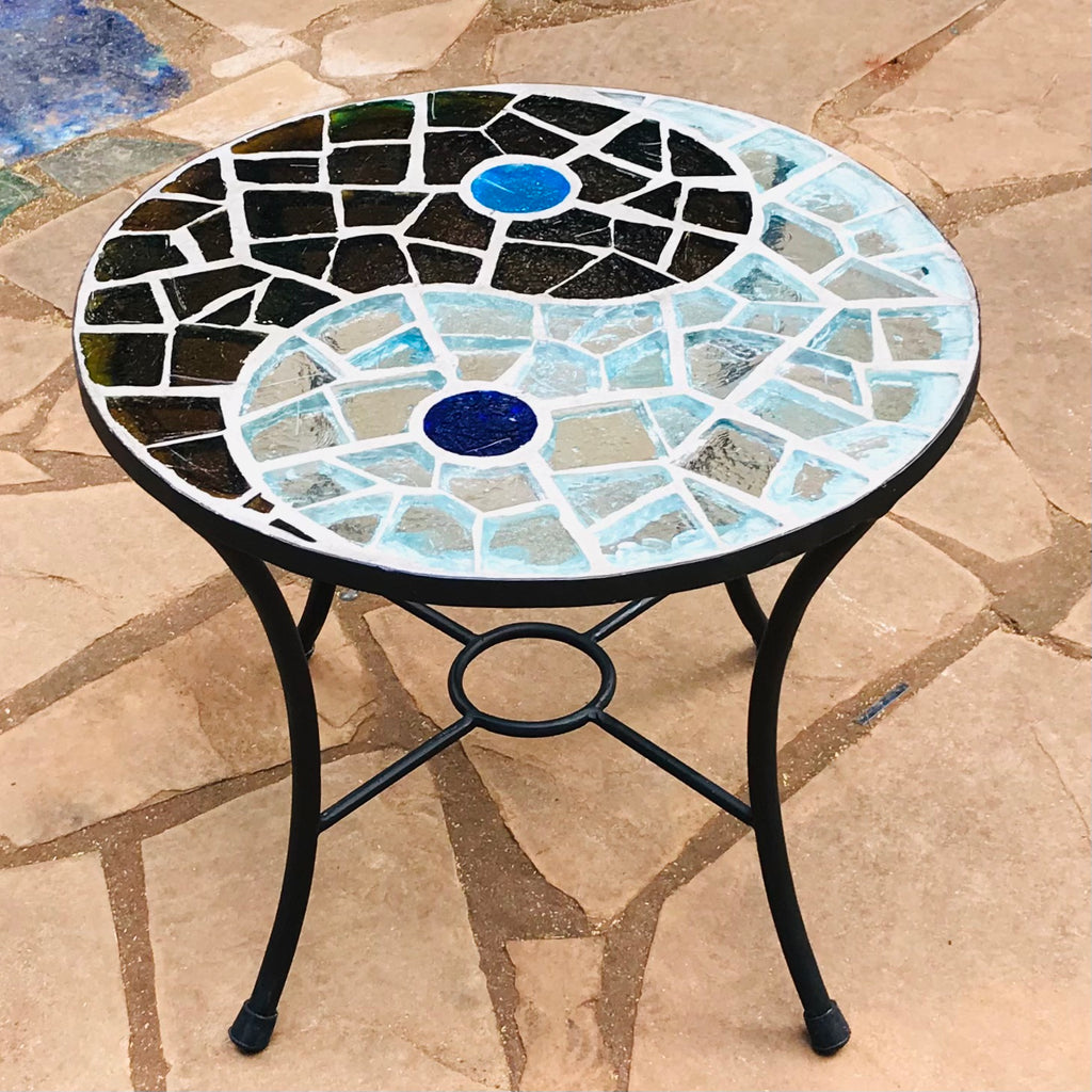 Dalle de Verre coffee table ~ 60cm diameter, 50cm high