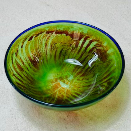'Enkai' bowl by Marek Bartko